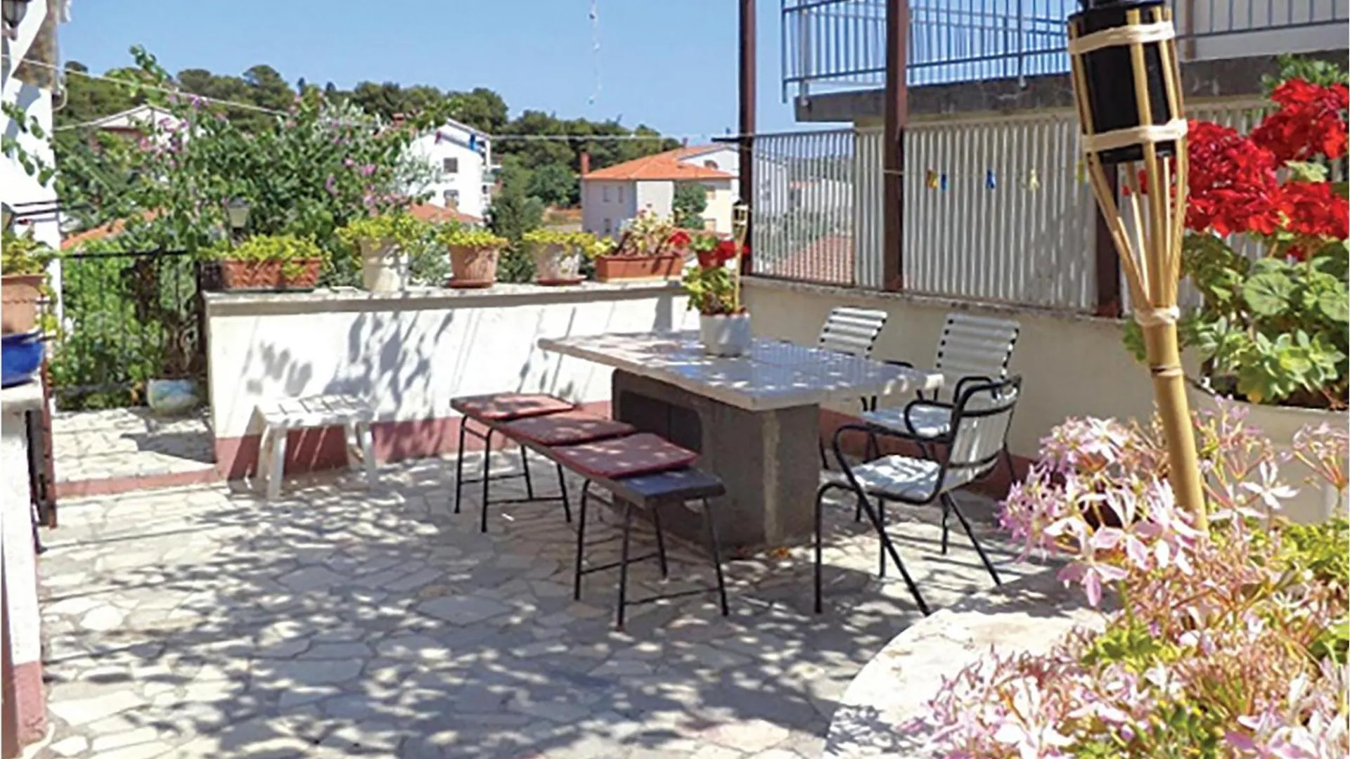 Cozy Apartment In Pula With Kitchen