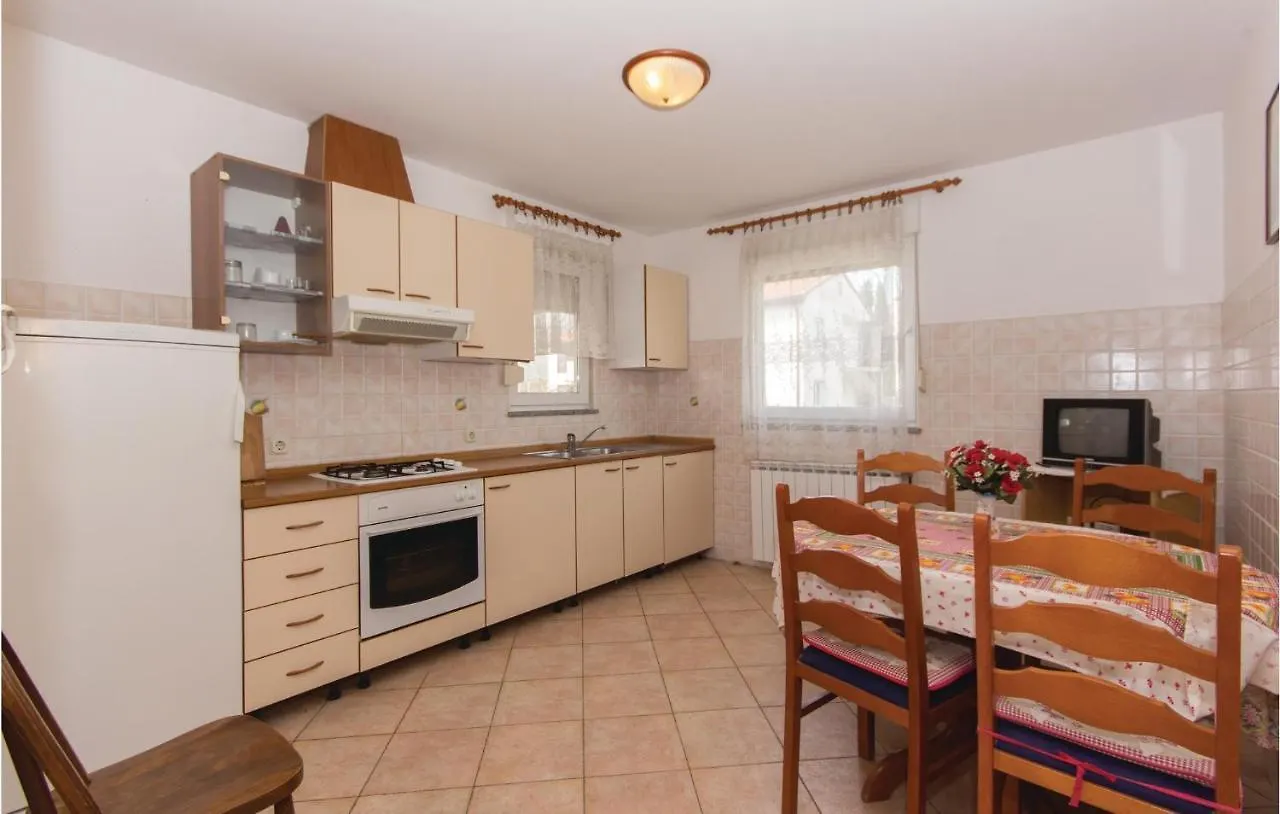 Cozy Apartment In Pula With Kitchen 0*,  كرواتيا